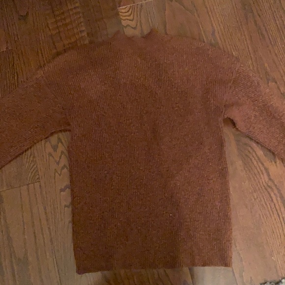 Brown knit sweater from Forever 21 in size women’s small! - Picture 1 of 4